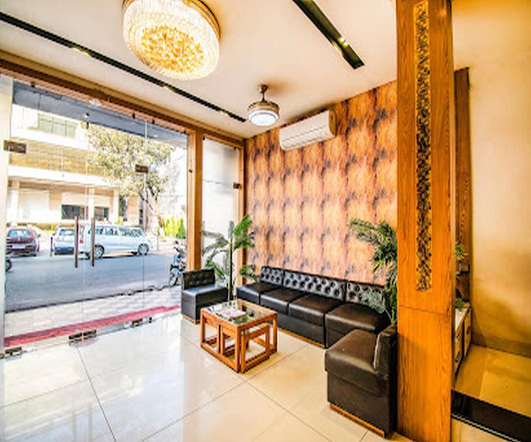 Cherrystay Kiran Inn Indore Exterior photo
