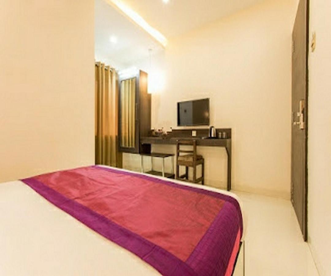 Cherrystay Kiran Inn Indore Exterior photo